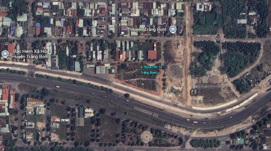 145   14 31  trang bom.jpg