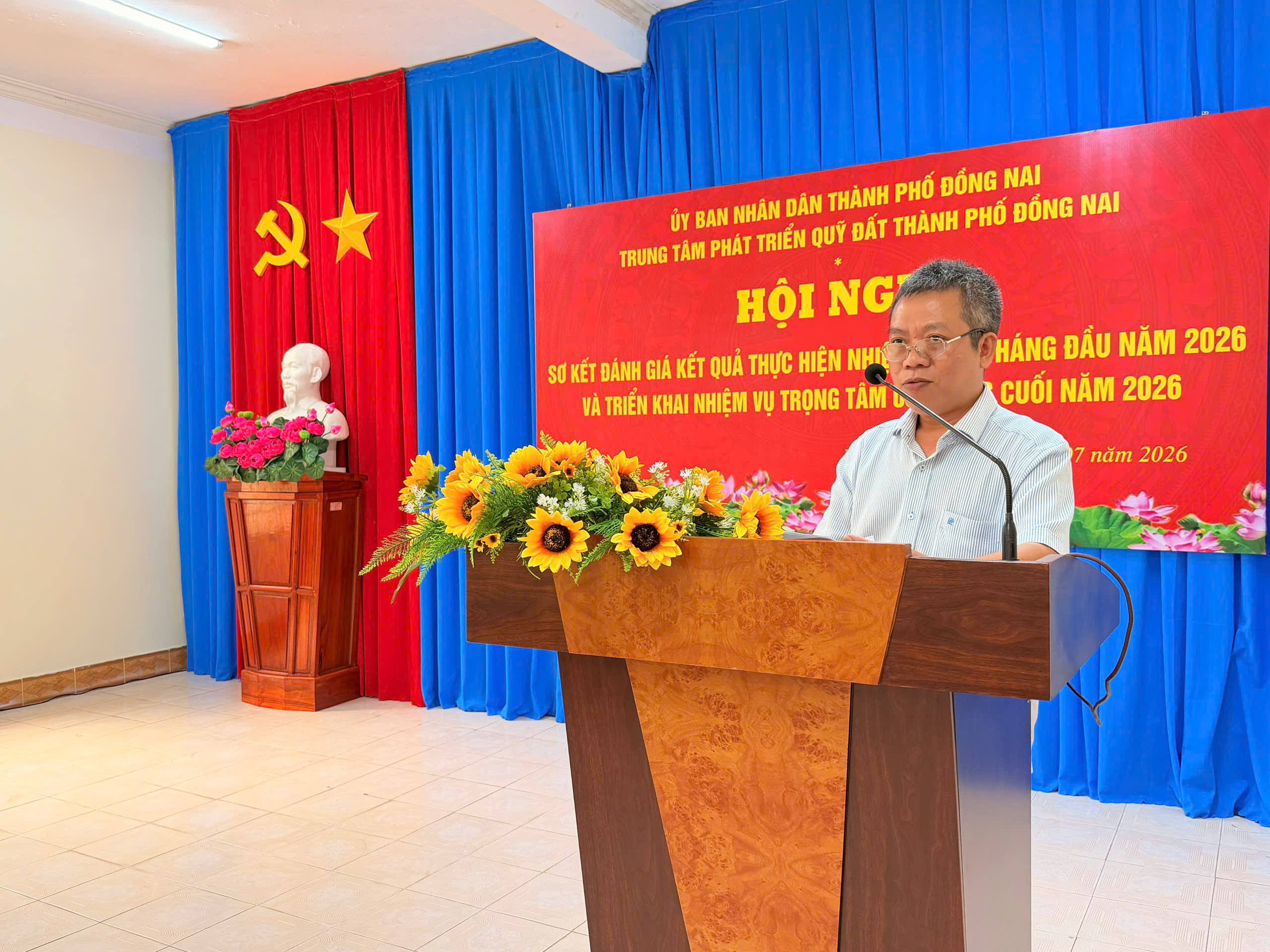 a dien phat bieu.jpg