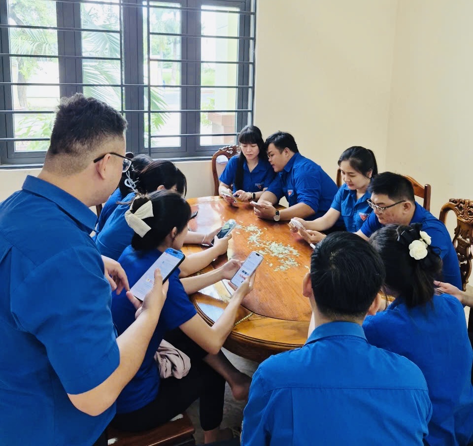 doan vien chon thanh 1.jpg